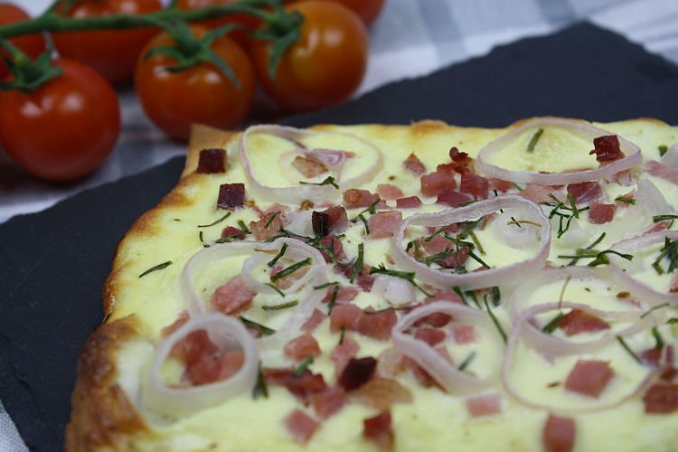 flammkuchen-rezept-rezeptbild1